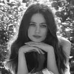 Molly Gordon American Actress