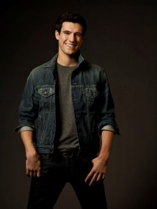 Drew Roy Height