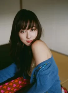 Rina Akiyama singer