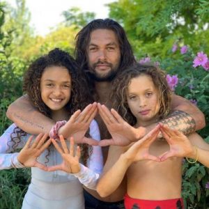 nakoa-wolf manakauapo namakaeha momoa with sister