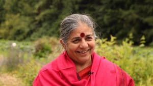 vandana shiva height